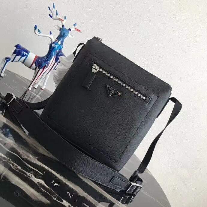 Picture of Prada Mens Bags _SKUfw182220340fw